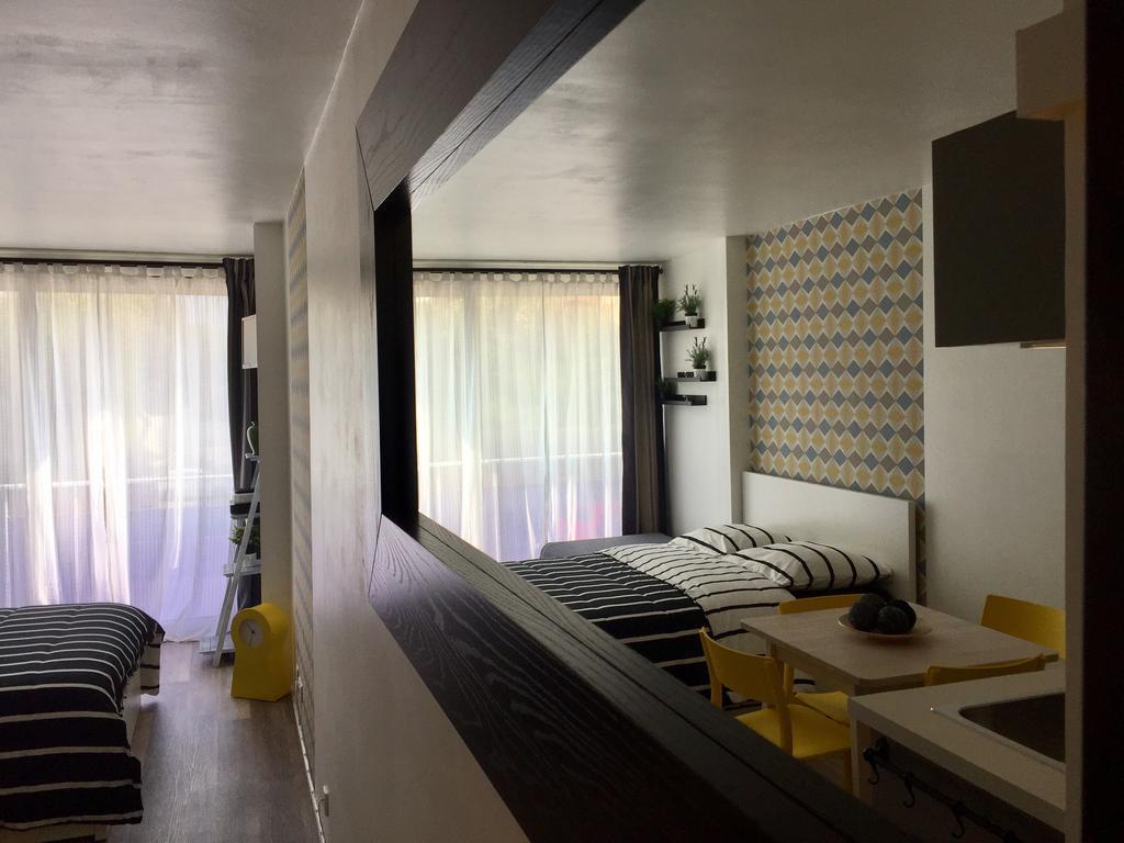 Studio Couleur Soleil Apartamento Roquebrune-Cap-Martin Exterior foto